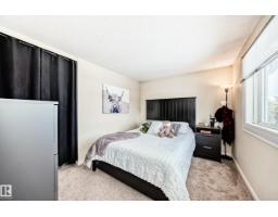 Family room - 66 Ridgewood Tc, St Albert, AB T8N0E9 Photo 4