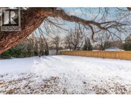 Sunroom - 38 Mary Street, Chatham, ON N7L1A4 Photo 4