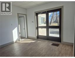 Primary Bedroom - 480 St Peter Ave, Bathurst, NB E2A2Y2 Photo 2