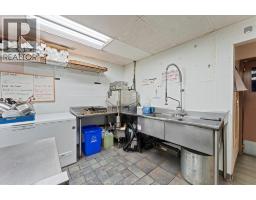 58 Talbot Street North, Essex, ON N8M1A2 Photo 5