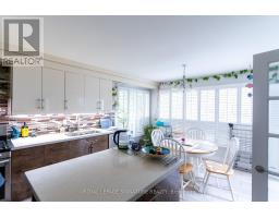 Bathroom - 6326 Millers Grove, Mississauga, ON L5N3H7 Photo 3