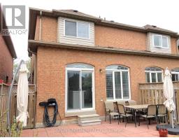 Kitchen - 5450 Tree Crest Court, Mississauga, ON L5R3Z8 Photo 3