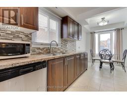 Eating area - 6 Driftwood Crescent, Brampton, ON L6Z2C4 Photo 4