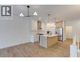 Primary Bedroom - 1402 Bayview Crescent Sw, Airdrie, AB T4B5N9 Photo 4