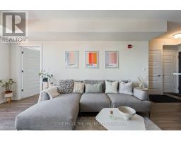 Primary Bedroom - 503 58 Adam Sellers Street, Markham, ON L6B1P5 Photo 3