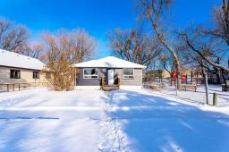 Eat in kitchen - 1845 Midmar Avenue, Winnipeg, MB R2R0J9 Photo 2