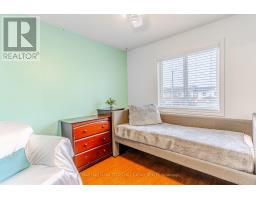 Living room - 2185 Ferguson Street, Innisfil, ON L9S1X6 Photo 3