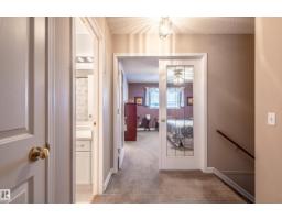 Kitchen - 31 Harwood Dr, St Albert, AB T8N5R3 Photo 3