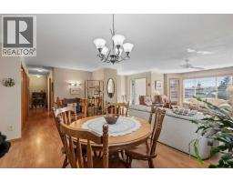 Kitchen - 40 Green Meadow Drive, Strathmore, AB T1P1H2 Photo 3