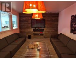 C 05 01 920 Yonge Street, Toronto, ON M4W3C7 Photo 2