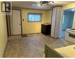 4pc Bathroom - 9514 104 Avenue, Grande Prairie, AB T8V1E3 Photo 4