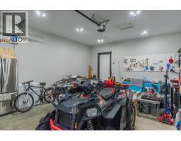 Kitchen - 892 Waterloo Road, Castlegar, BC V1N4K8 Photo 3