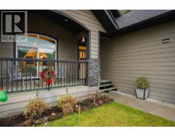 Living room - 892 Waterloo Road, Castlegar, BC V1N4K8 Photo 2