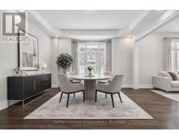 Dining room - 425 Threshing Mill Boulevard, Oakville, ON L6H0T4 Photo 4