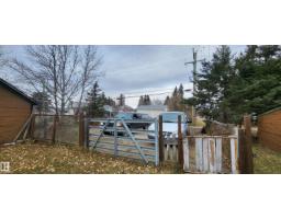 Kitchen - 5012 50 Av, Entwistle, AB T0E0S0 Photo 2