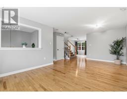 Bath (# pieces 1-6) - 27 Collingwood Court, Dartmouth, NS B2W0G4 Photo 3