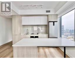 Living room - 3508 395 Square One Drive, Mississauga, ON L5B0P6 Photo 3