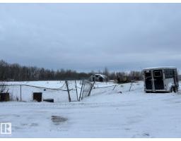 Family room - 55320 Rge Road 263, Rural Sturgeon County, AB T8R1P4 Photo 4