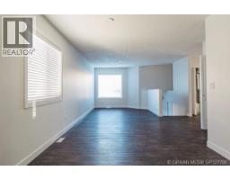 Bedroom - 9523 113 Avenue, Clairmont, AB T8X0T2 Photo 2