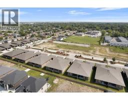 4pc Ensuite bath - 668 Lily Mac Boulevard, Windsor, ON N6E3N7 Photo 2