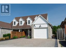 Dining room - 524 Fergo Avenue S, Mississauga, ON L5B2J3 Photo 2