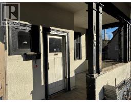 Loft - 167 Old Rossland Avenue, Trail, BC V1R3M4 Photo 2