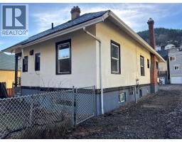 Bedroom - 167 Old Rossland Avenue, Trail, BC V1R3M4 Photo 5
