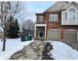 Family room - 594 Courtney Valley Road, Mississauga, ON L5V0C2 Photo 2