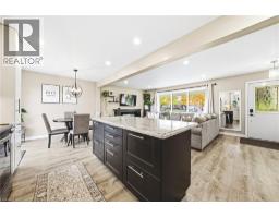 Primary Bedroom - 4117 Hixon Street, Beamsville, ON L0R1B7 Photo 4