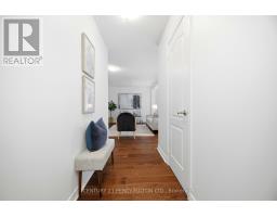 Kitchen - 5 Waldron Court, Ajax, ON L1T4X2 Photo 4