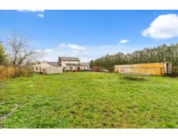 Kitchen - 8450 Banford Road East Chilliwack, Chilliwack, BC V2P6H3 Photo 4