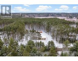 Bedroom - 1137 Locksley Road, Laurentian Valley, ON K8A6W5 Photo 5