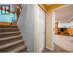 Primary Bedroom - 825 Ohlhausen Road, Revelstoke, BC V0E2S0 Photo 5