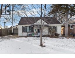 4pc Bathroom - 145 St Pierre, Tecumseh, ON N8N1Y7 Photo 2