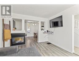 Living room - 209 Garafraxa Street S, West Grey, ON N0G1R0 Photo 4