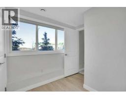 Foyer - 304 33 Merganser Drive W, Chestermere, AB T1X2S3 Photo 2