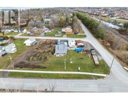 Sunroom - 140 Victoria Street, Brock, ON L0K1A0 Photo 5