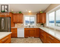 Bedroom - 1510 Trans Canada Highway Unit 65, Sorrento, BC V0E2W0 Photo 4