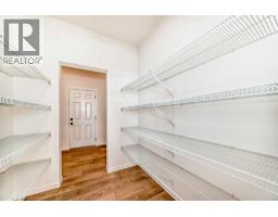 Dining room - 168 Southborough Common, Cochrane, AB T4C3J5 Photo 5