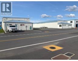 5 320 18799 Airport Way, Pitt Meadows, BC V3Y2B4 Photo 3