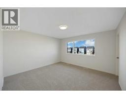 Living room - 537 Chelsea Gardens, Chestermere, AB T1X2V5 Photo 2