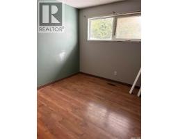 Living room - 51 Shelley Drive, Southey, SK S0G4P0 Photo 3