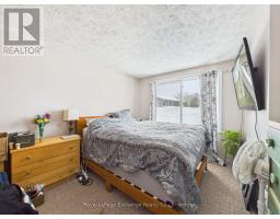 Primary Bedroom - 16 850 Walsh Street, Kincardine, ON N2Z1N8 Photo 4