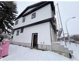 Bedroom 2 - 8822 8824 8826 8828 8822 G Rowland Rd Nw, Edmonton, AB T5H1R2 Photo 2