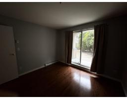 102 10533 University Drive, Surrey, BC V3T5T7 Photo 3