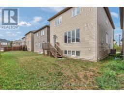 Living room - 223 Thompson Road, Haldimand, ON N3W0C4 Photo 5