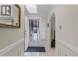 Ensuite - 5902 Beacon Pl, Nanaimo, BC V9V1J6 Photo 2