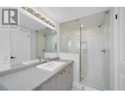 Kitchen - Unit 16 63 Marret Lane, Clarington, ON L1B1J2 Photo 3