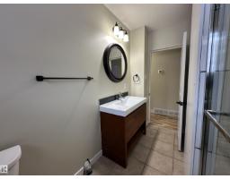 Kitchen - 5203 51 A Av, Rural Sturgeon County, AB T0A0K0 Photo 3