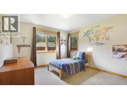 Pantry - 1910 Pineridge Drive, Invermere, BC V0A1K4 Photo 5